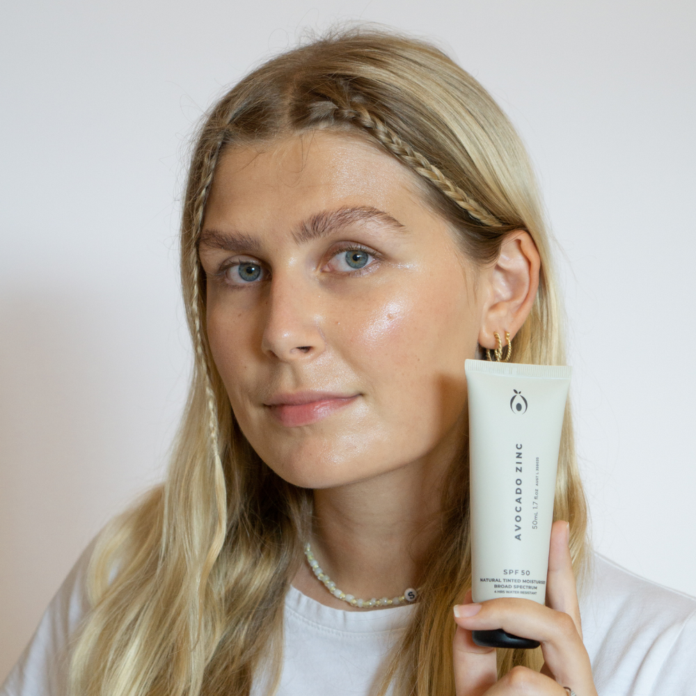 Avocado Zinc - Tinted SPF Light / Med - 50ml - The Bare Theory