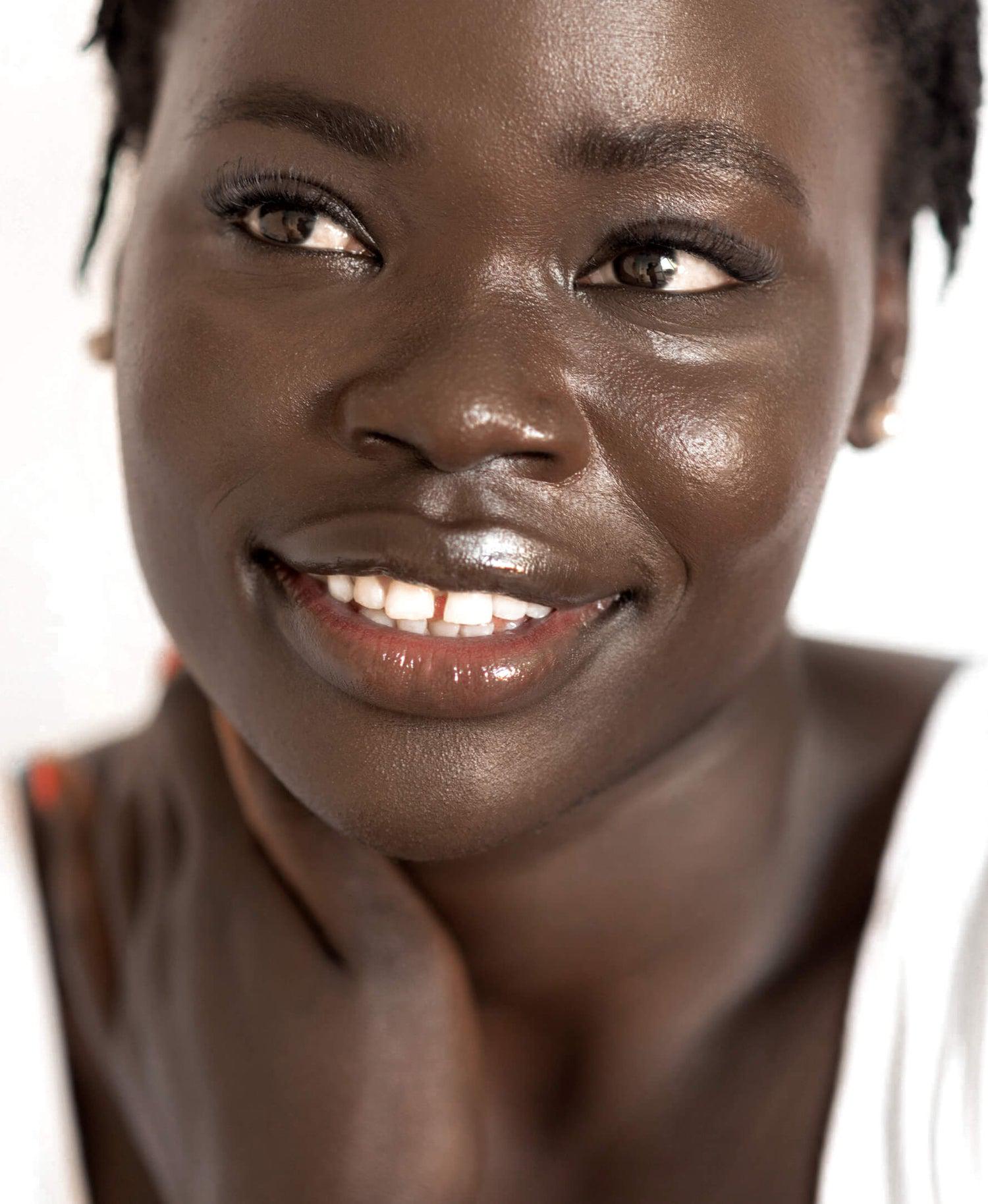 Ere Perez - Oat Milk Foundation - Espresso - The Bare Theory