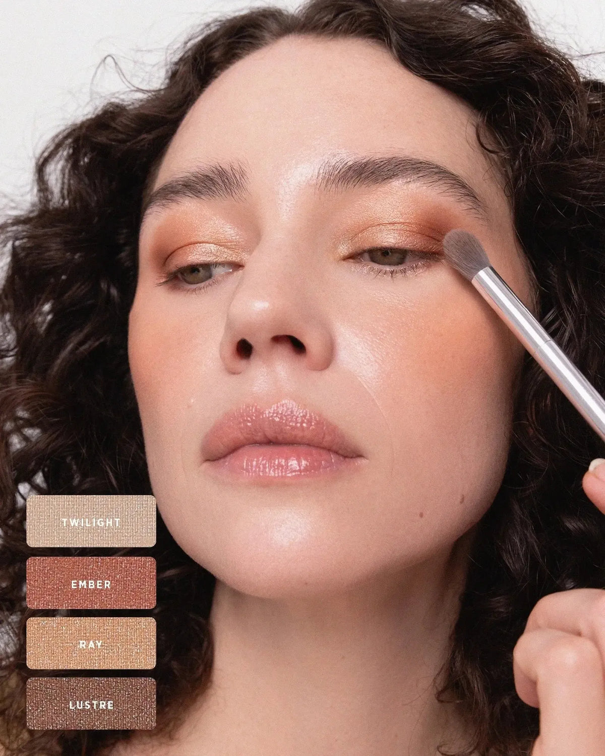 Ere Perez - Chamomile Eye Palette - The Bare Theory