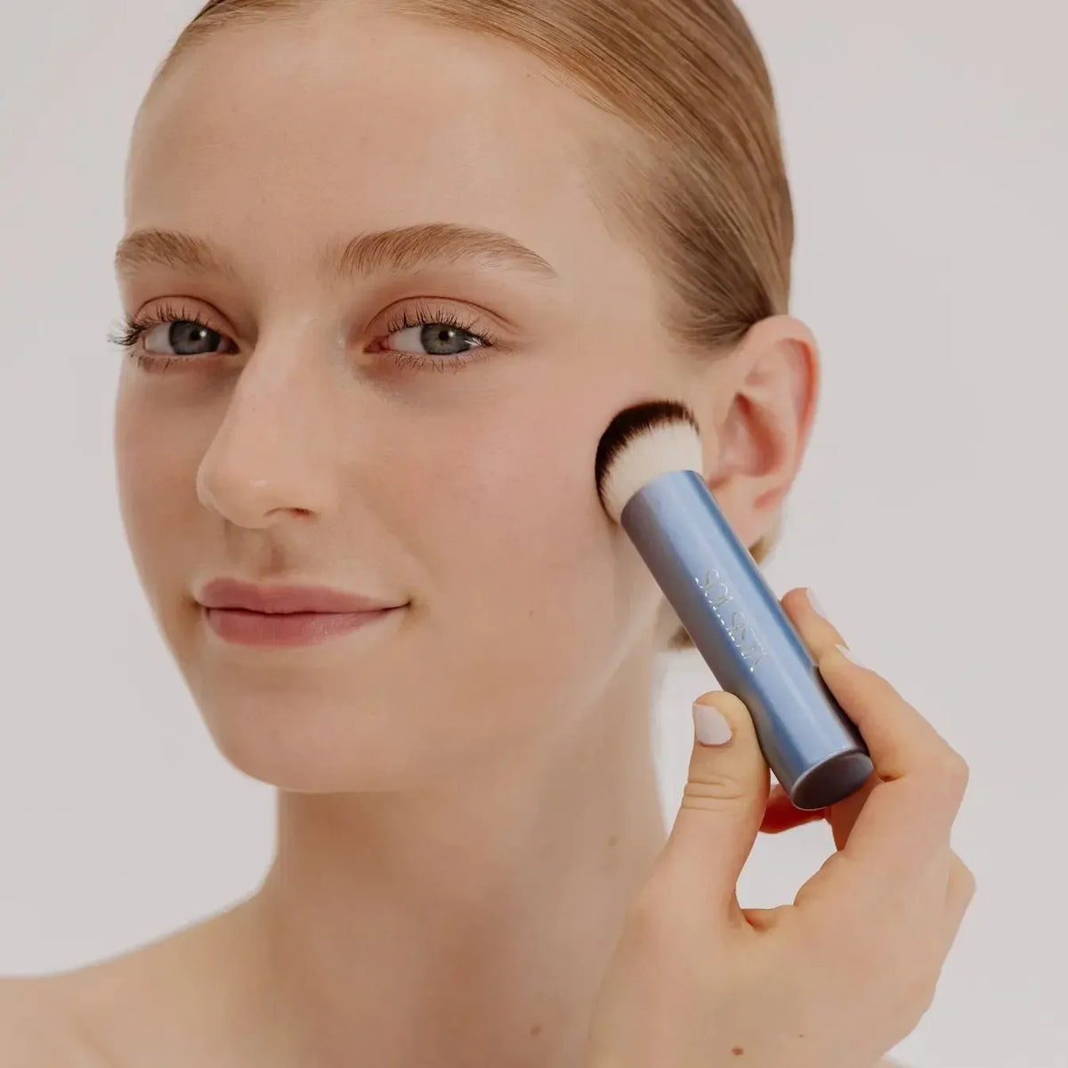 SOL SISTA - Contour + Blend Brush - The Bare Theory